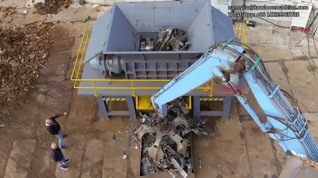 Industrial Double Shaft Car Shredder Scrap Metal Shredder Working In Poland