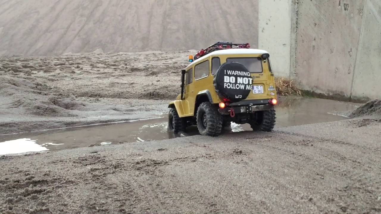 Tamiya CC-01 Toyota Landcruiser 40
