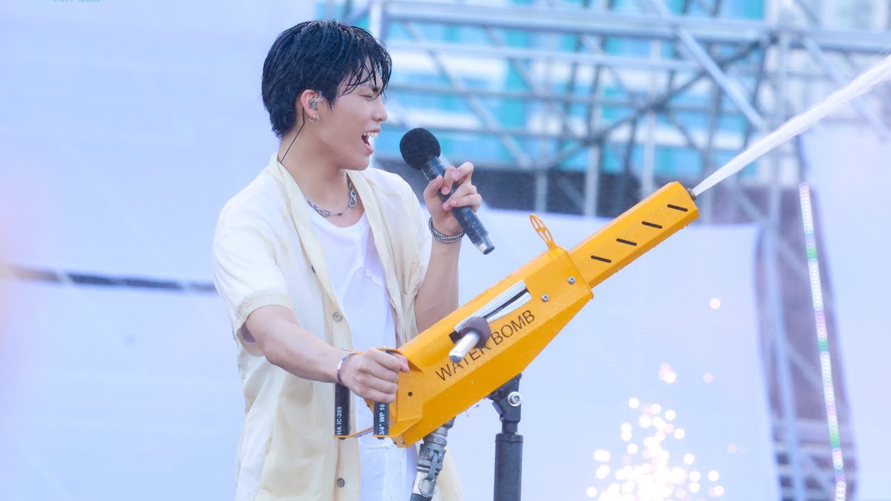 [4K] 240727 KINGKONG @ WATERBOMB BUSAN 워터밤 부산 트레저 박정우 직캠 TREASURE PARKJEONGWOO FOCUS CAM