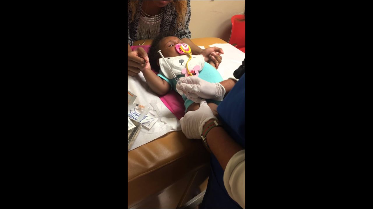 Baby girl Dakota shots baby's first reaction