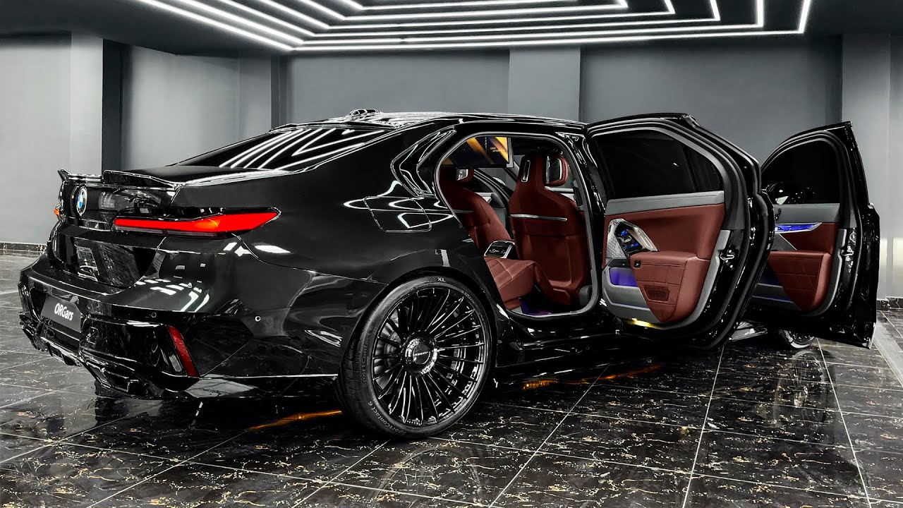 New 2024 BMW 7 Series 760i - Wild Luxury Sedan in details