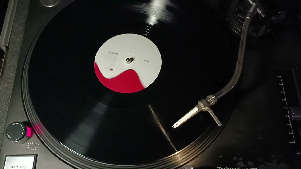 Un chef-d'œuvre fantastique, le morceau parfait pour ouvrir un set techno.