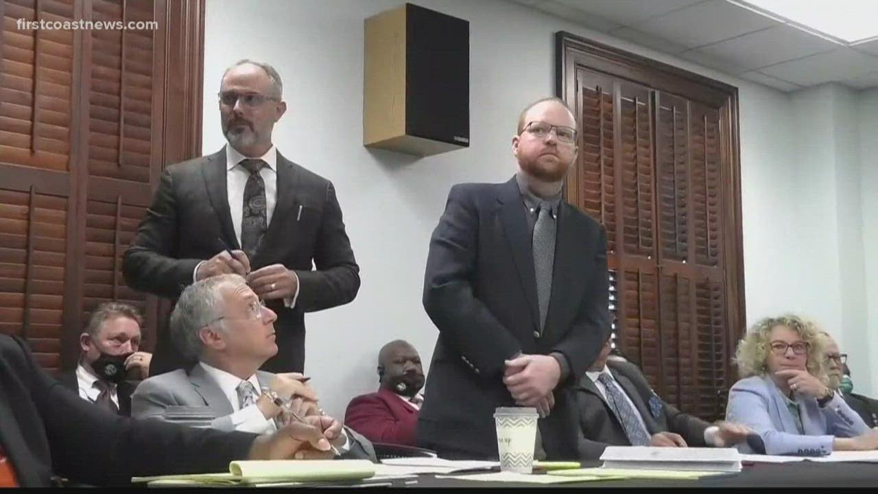 60 percent of those who received jury summons showing up, defense says in death of Ahmaud Arbery tri