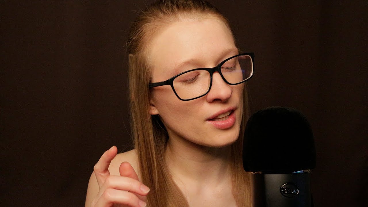 ASMR | Pokémon names in French / français: Johto region (tingly whisper)