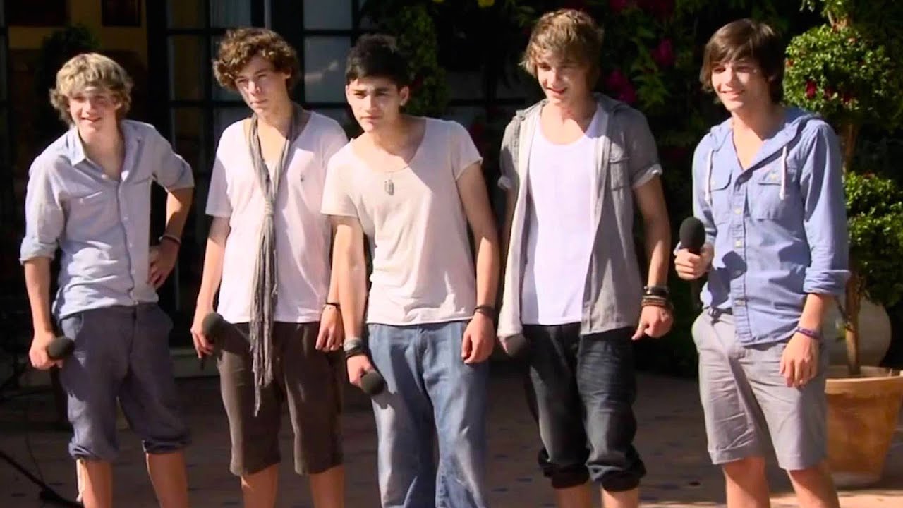 One Direction's X Factor Judges' Houses Performance (Full Version)