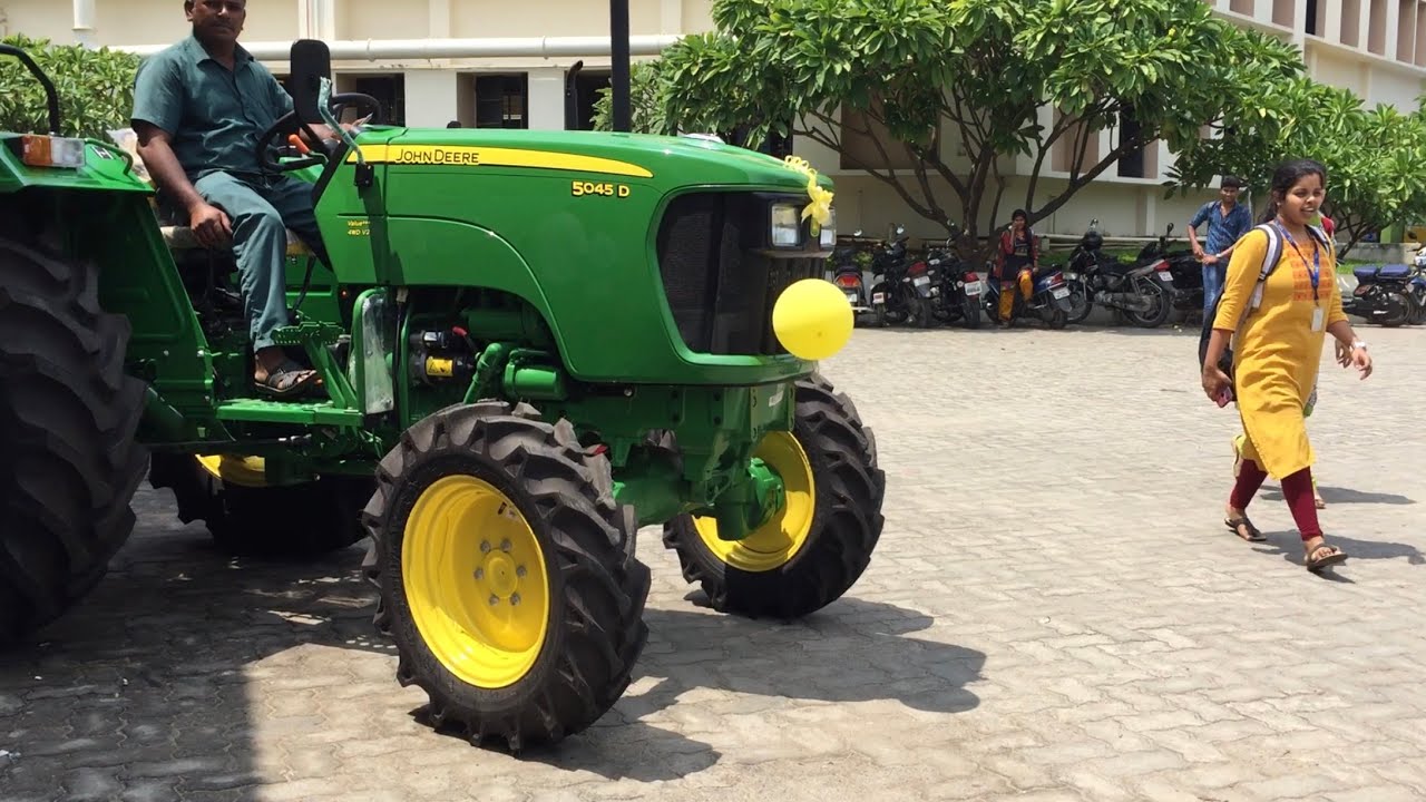 4WD Tractor John Deere 5045D 45 HP Tractor Price and Specifications
