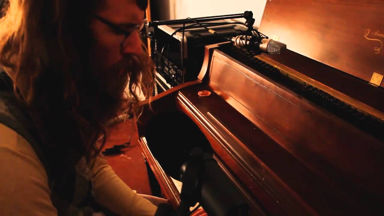 Maps and Atlases - Solid Ground (Live at Electraplay)