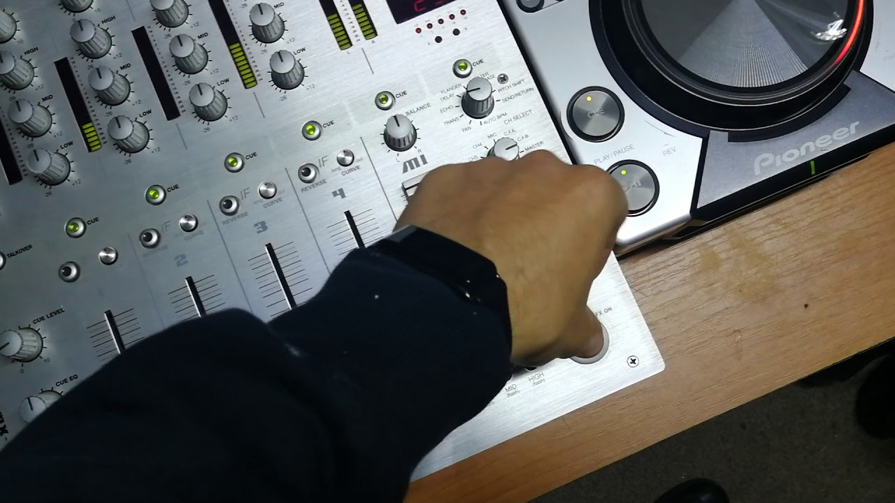 Funnyboy - Reloop RMX 40 DSP - áttekintés mielőtt megvennéd (HUN) -2020