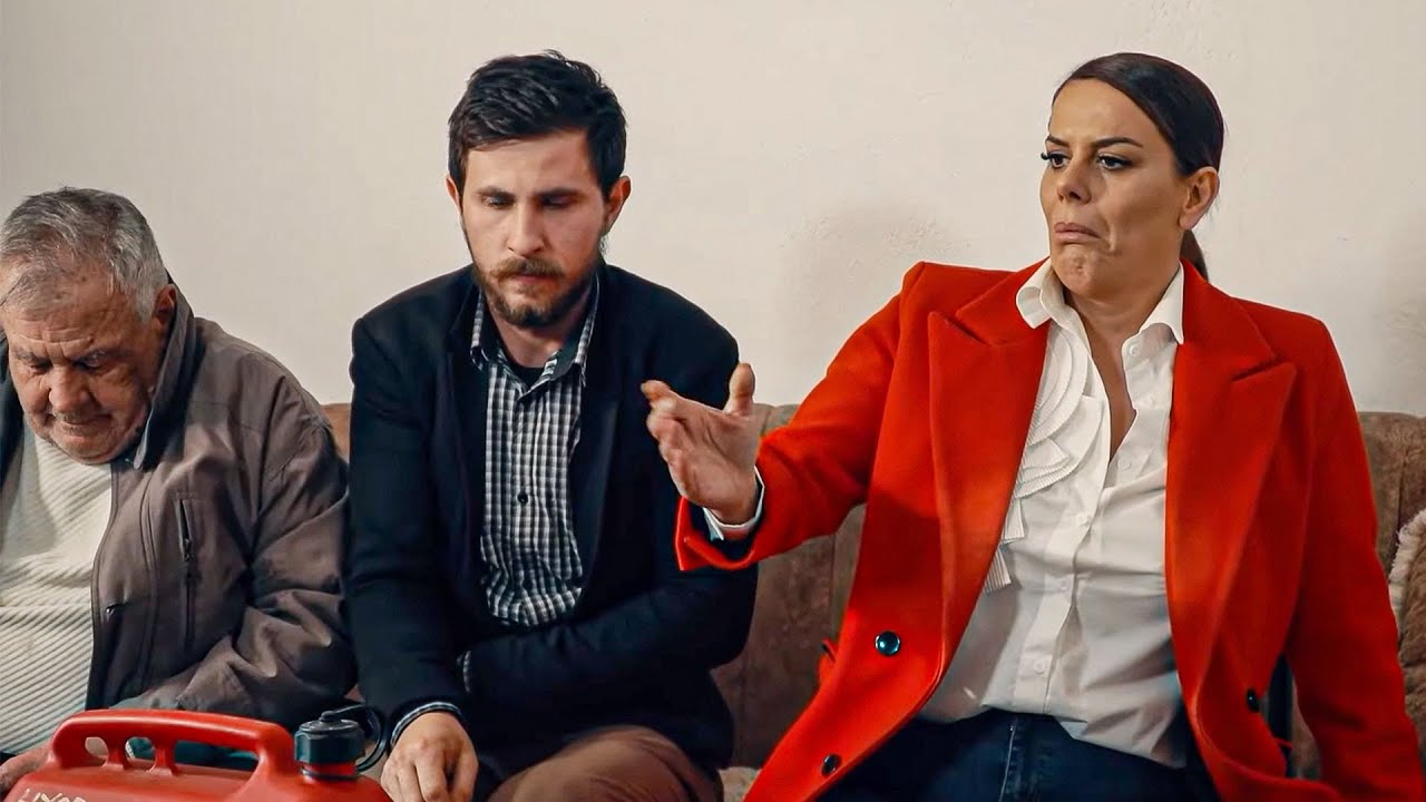 Nana e Madhe vjen me e pa Rasimin pasi i ka dhënë dajak