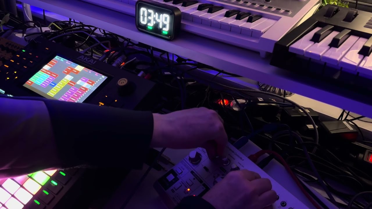 Song 154, ”303 day”, acid trance, HWJWC, AKAI Force + TD3, 260307, 7:45