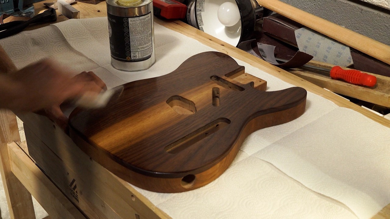 proGuitars: Handgefertigte E-Gitarren mit Seele | Ein Sozialprojekt von pro mente Plus