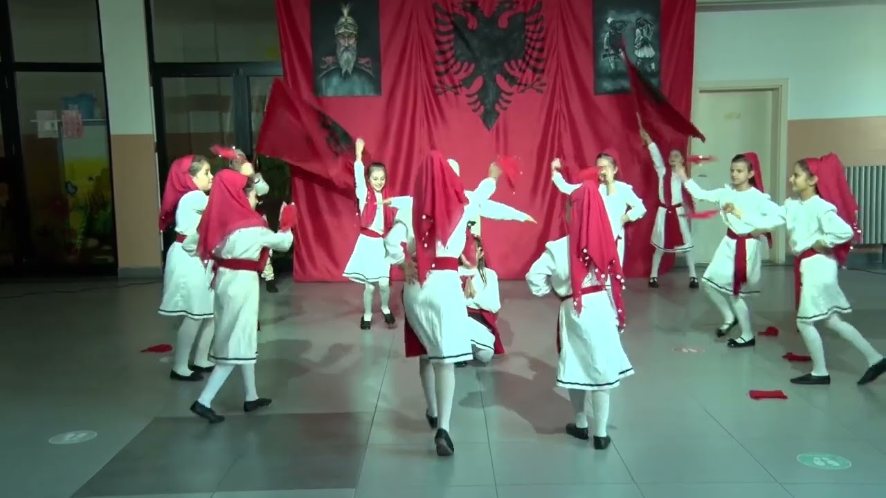 28 Nëntor 2022 - Shkolla fillore 