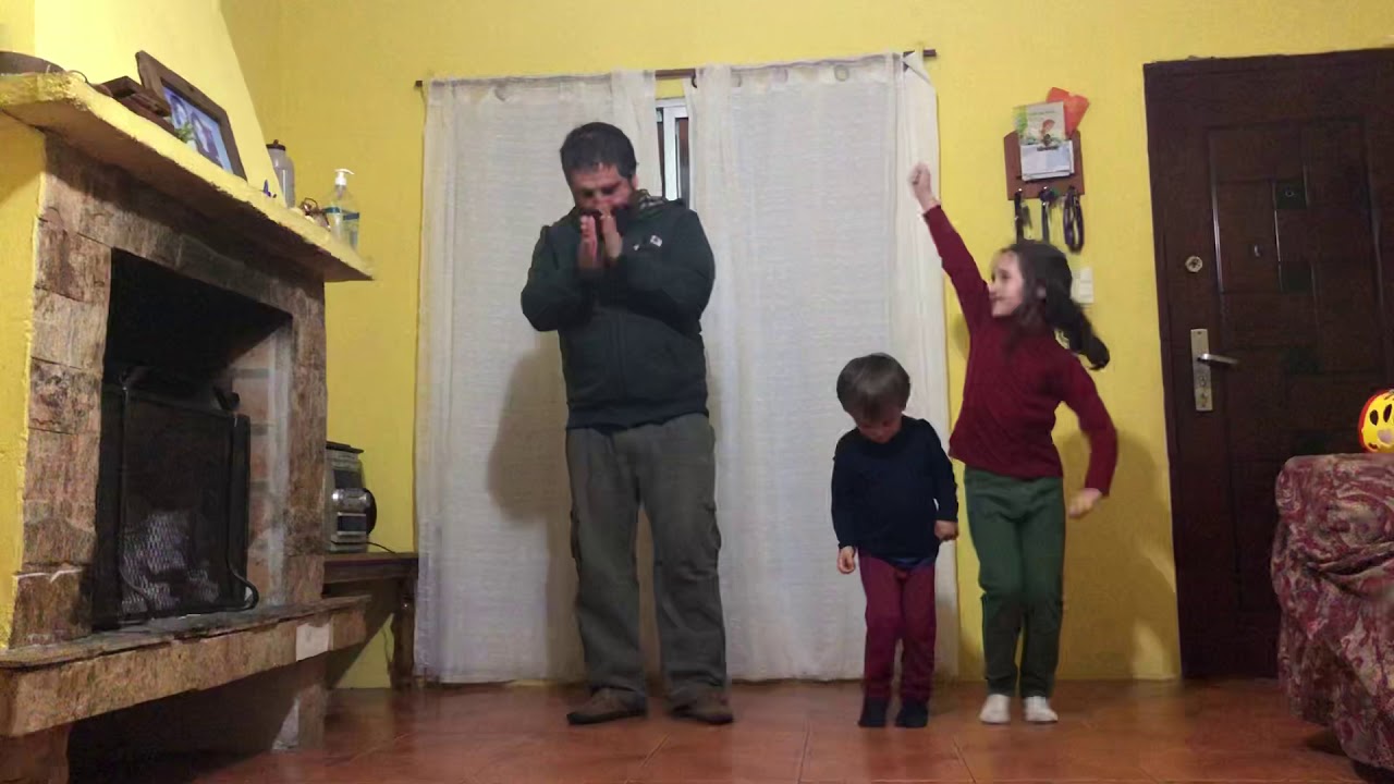 Baile del cuadrado en familia