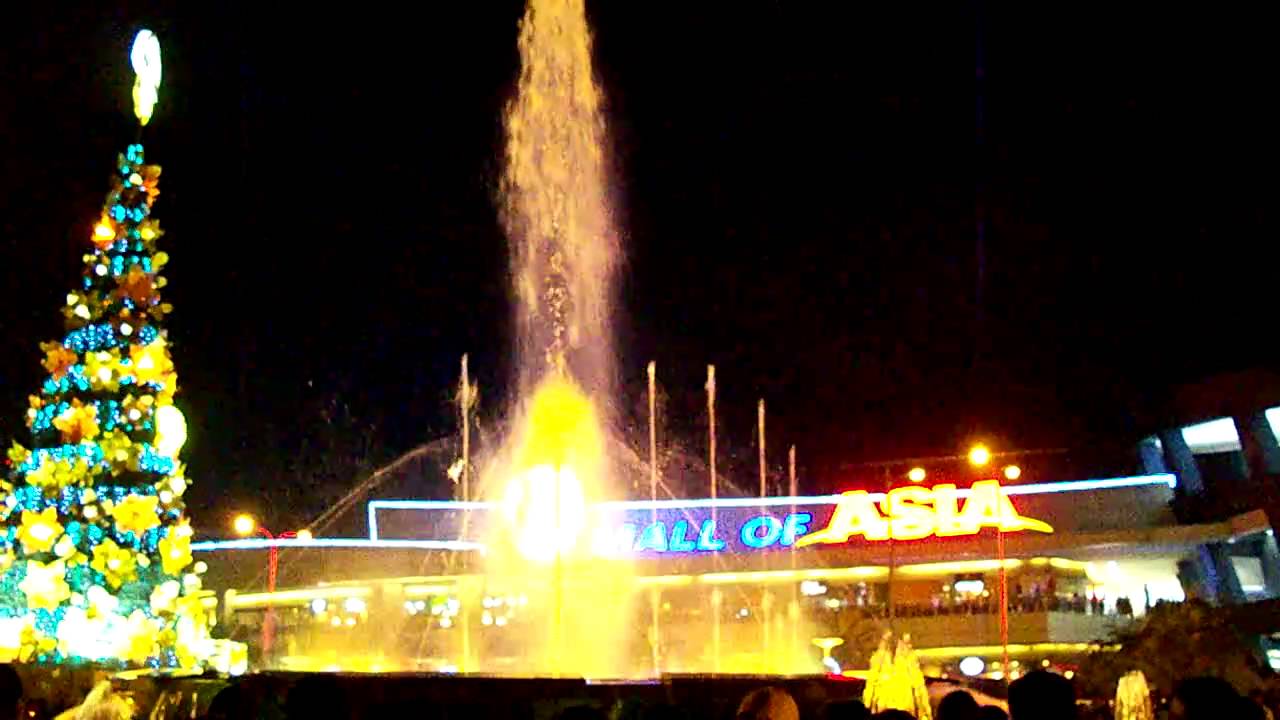 MOA dancing fountain 25 DEC. 2010