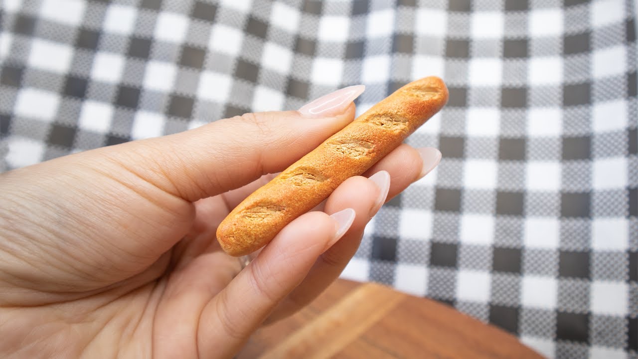 DIY Relaxing HYPER-REALISTIC baguette bread sculpture /fake food art polymer clay  art (no talking)