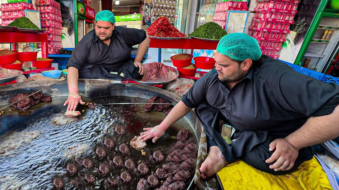 Famous Adam Khan Special Chapli Kabab recipe in Afghanistan | BIG man making Giant Size Chapli Kabab
