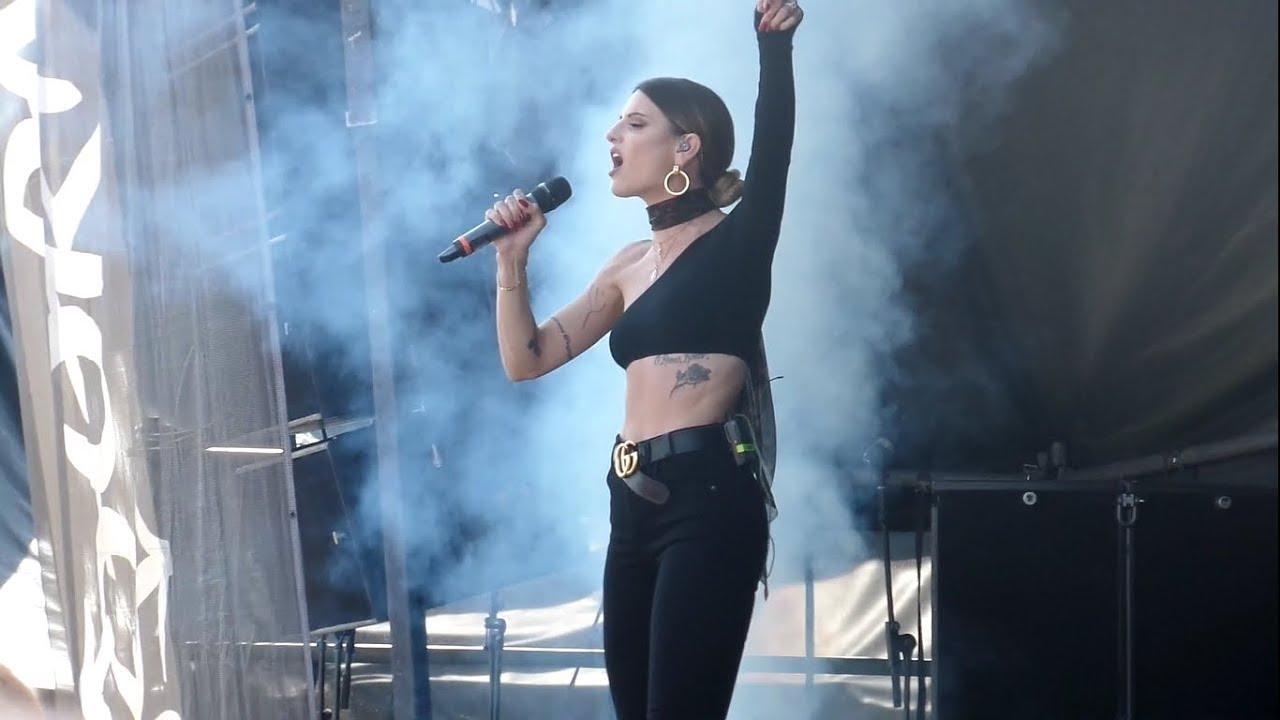 Andy Black & Juliet Simms - "When We Were Young" @ Vans Warped Tour 2017: Pomona, CA
