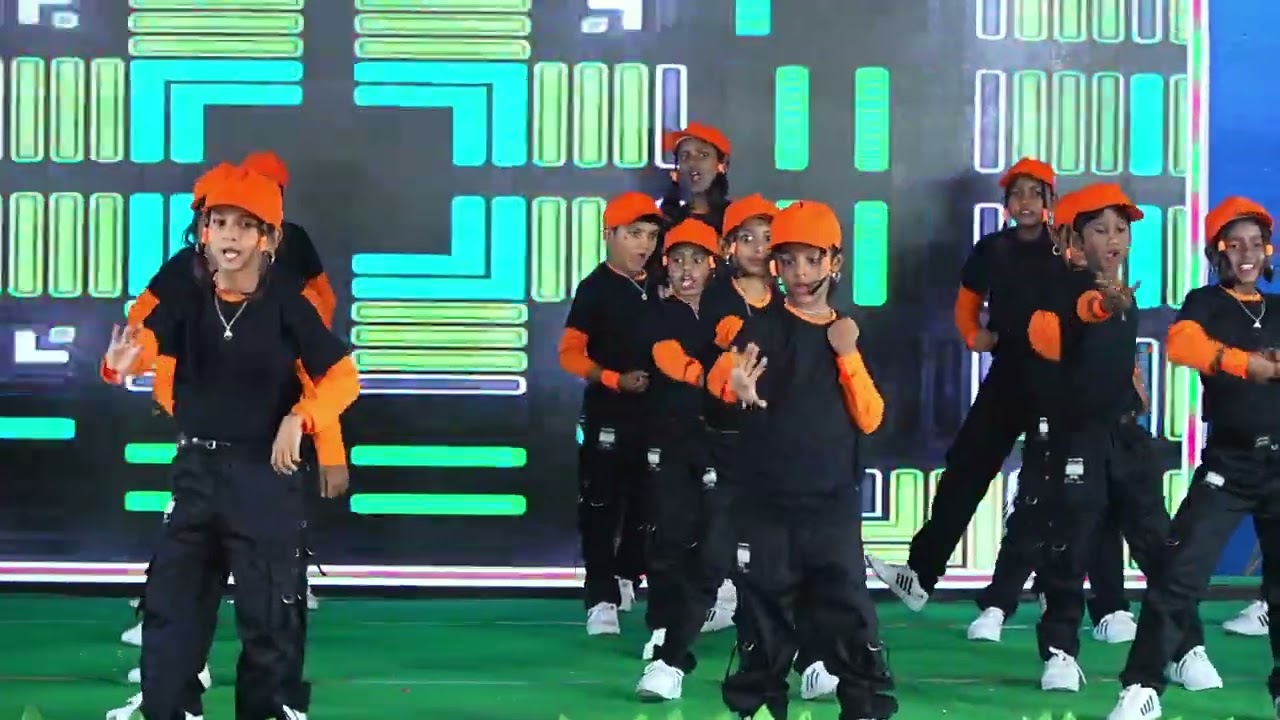 SRI GURU MATRIC -ANNUAL DAY 25-26 III STD WESTERN DANCE PERFORMANCE
