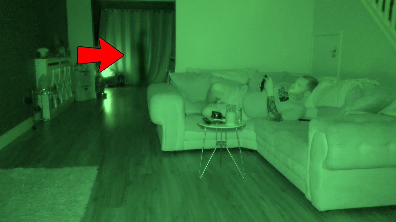 SCARY GHOST APPARITION CAUGHT ON CAMERA IN MY HAUNTED HOUSE