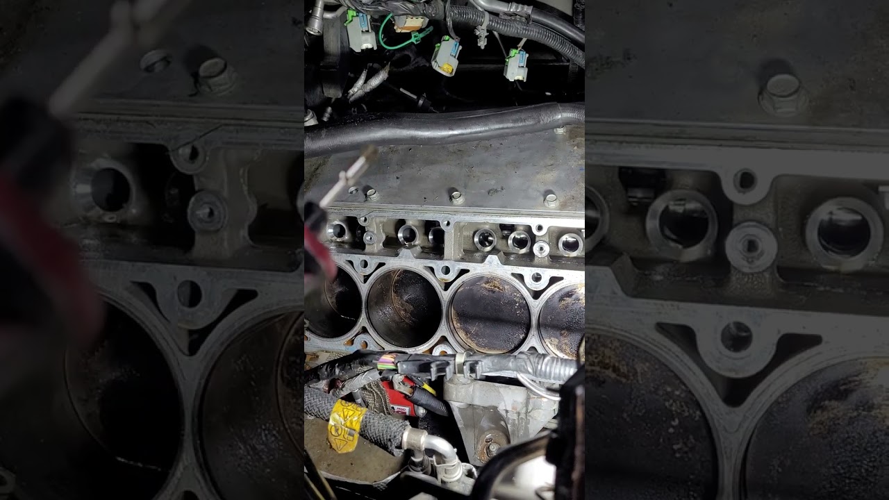 BEST way to clean carbon build-up off your pistons! LS3