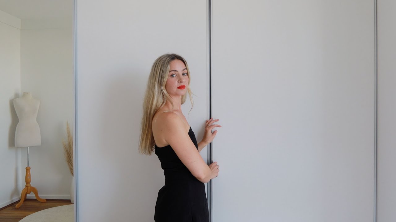 A SMALL WARDROBE TOUR 💋