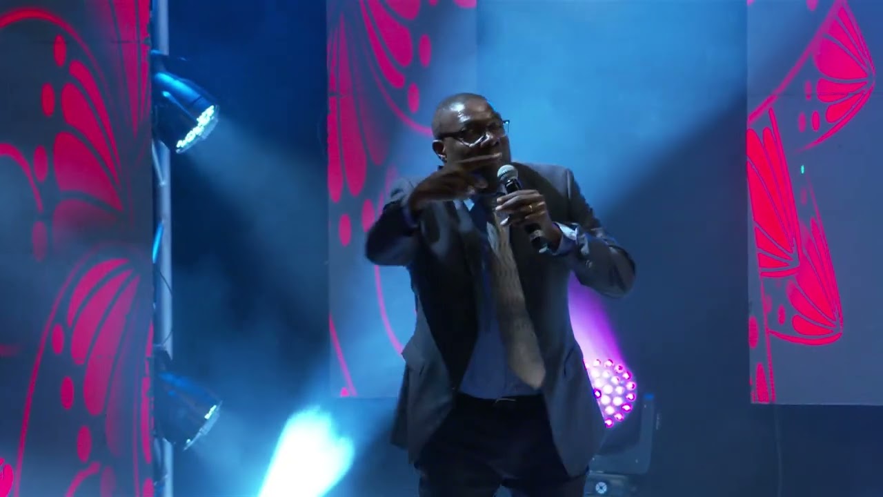 Evangelist Paul Saungweme ministering at Mega 06