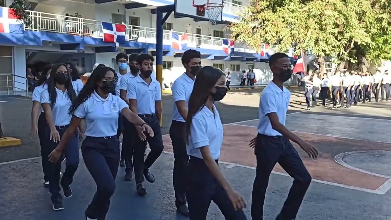 Desfile mes de la Patria 🇩🇴 1er ciclo de Secundaria.