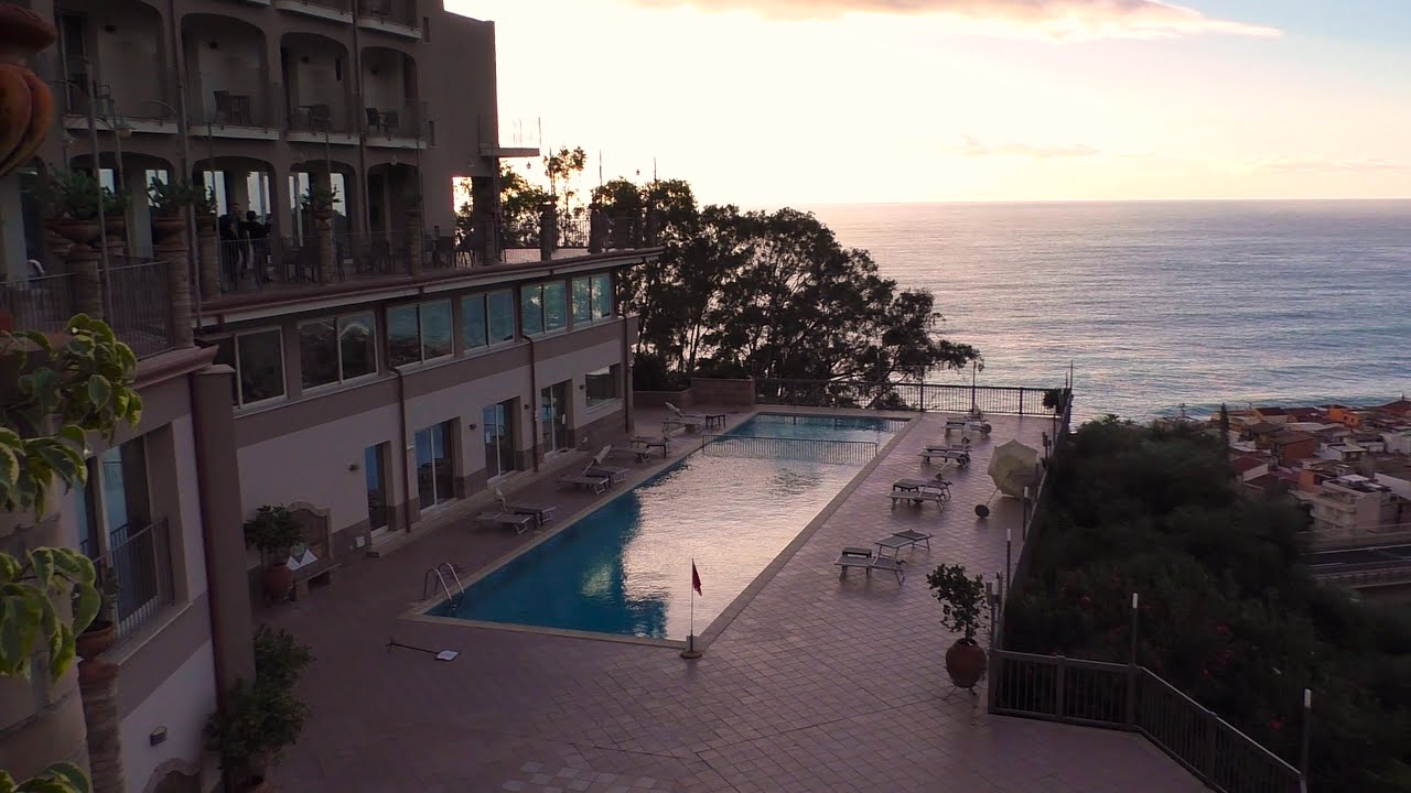 Hotel Antares , Letojanni , Sizilien Rundreise mit Berge & Meer
