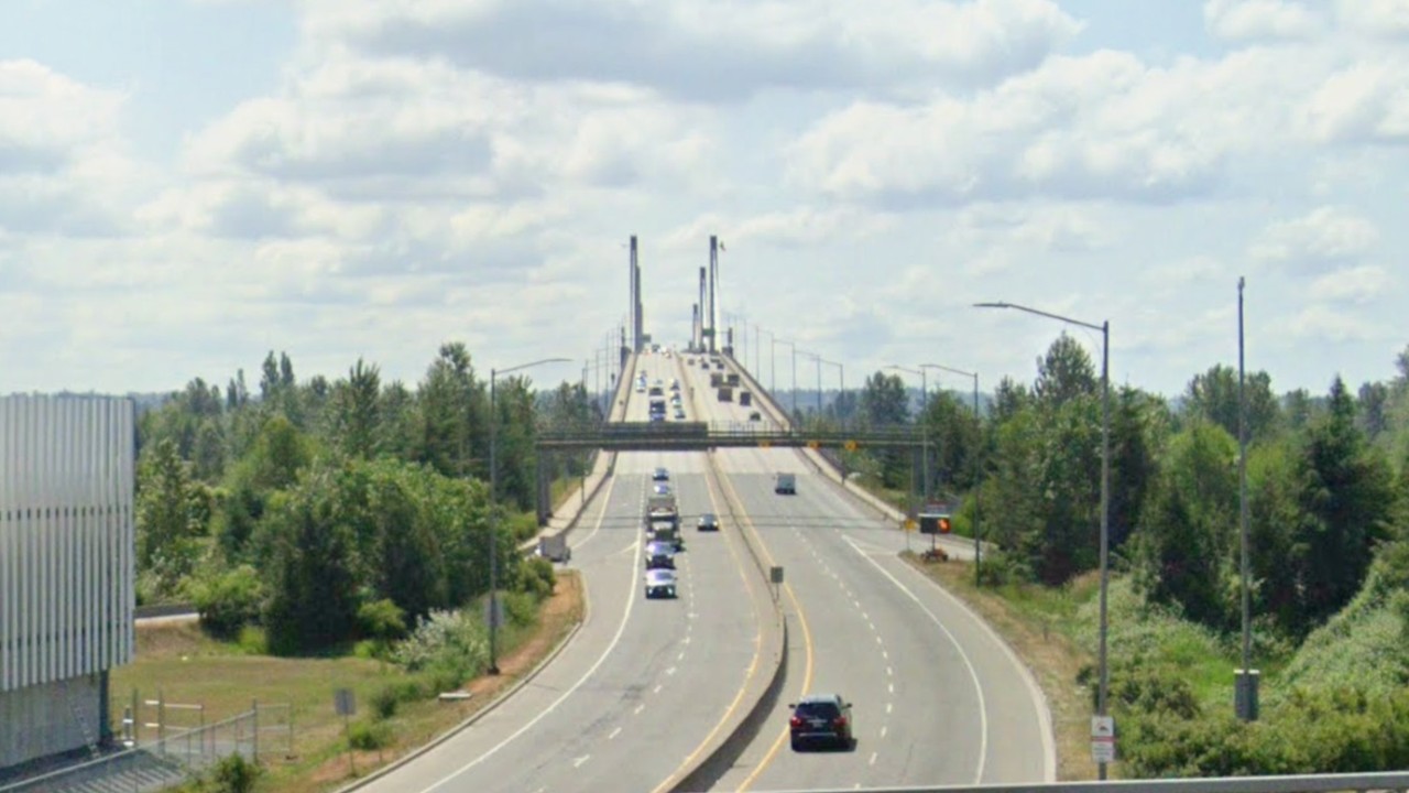 (Vancouver) Driving from Maple Ridge to Surrey