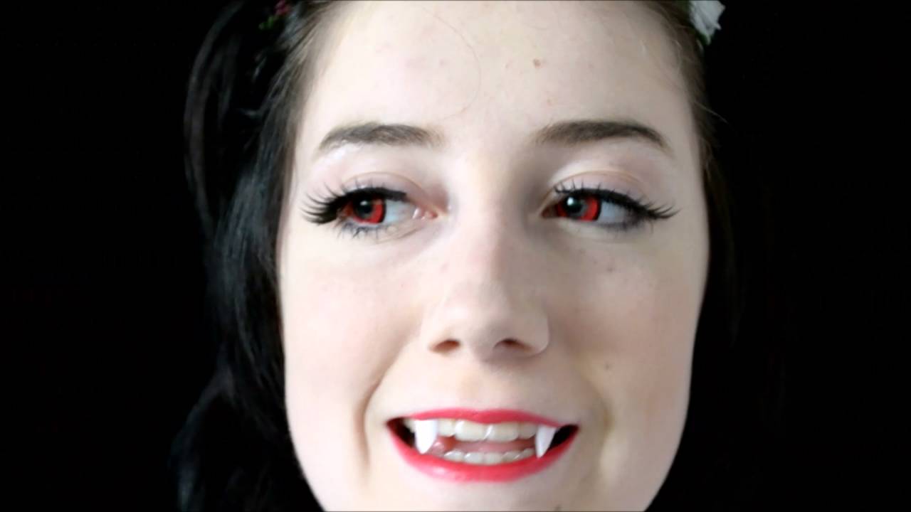 #Tuto cosplay - Des dents de vampire avec des faux ongles ?!