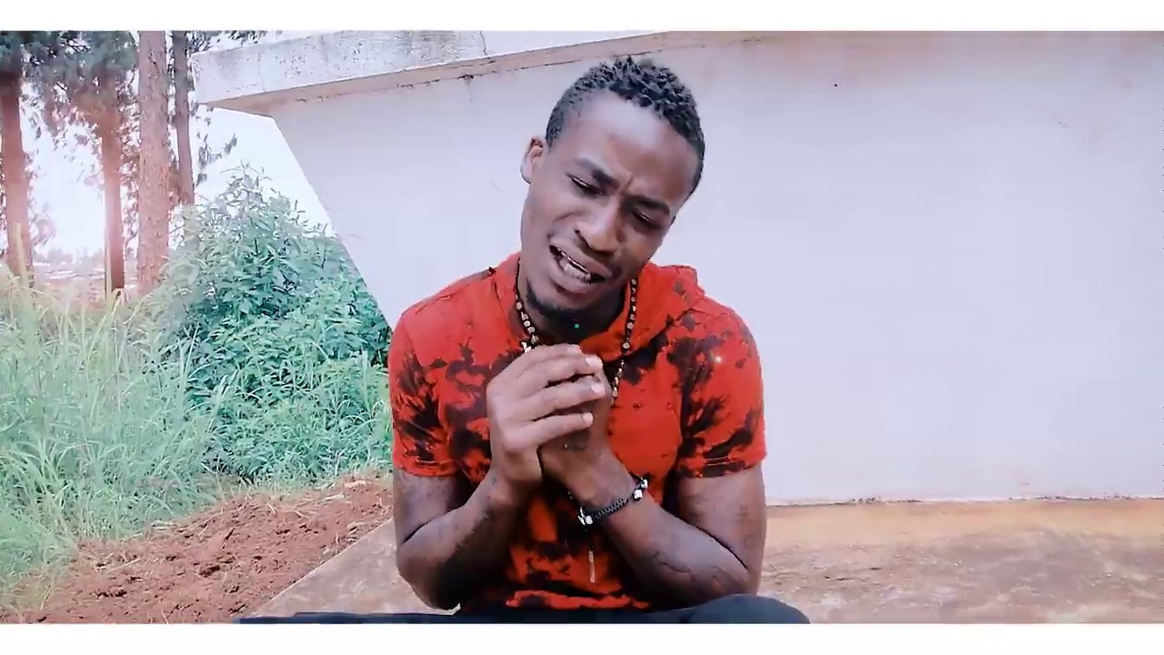 Moz Delafuent- Estou a pedir Voltar(official video)