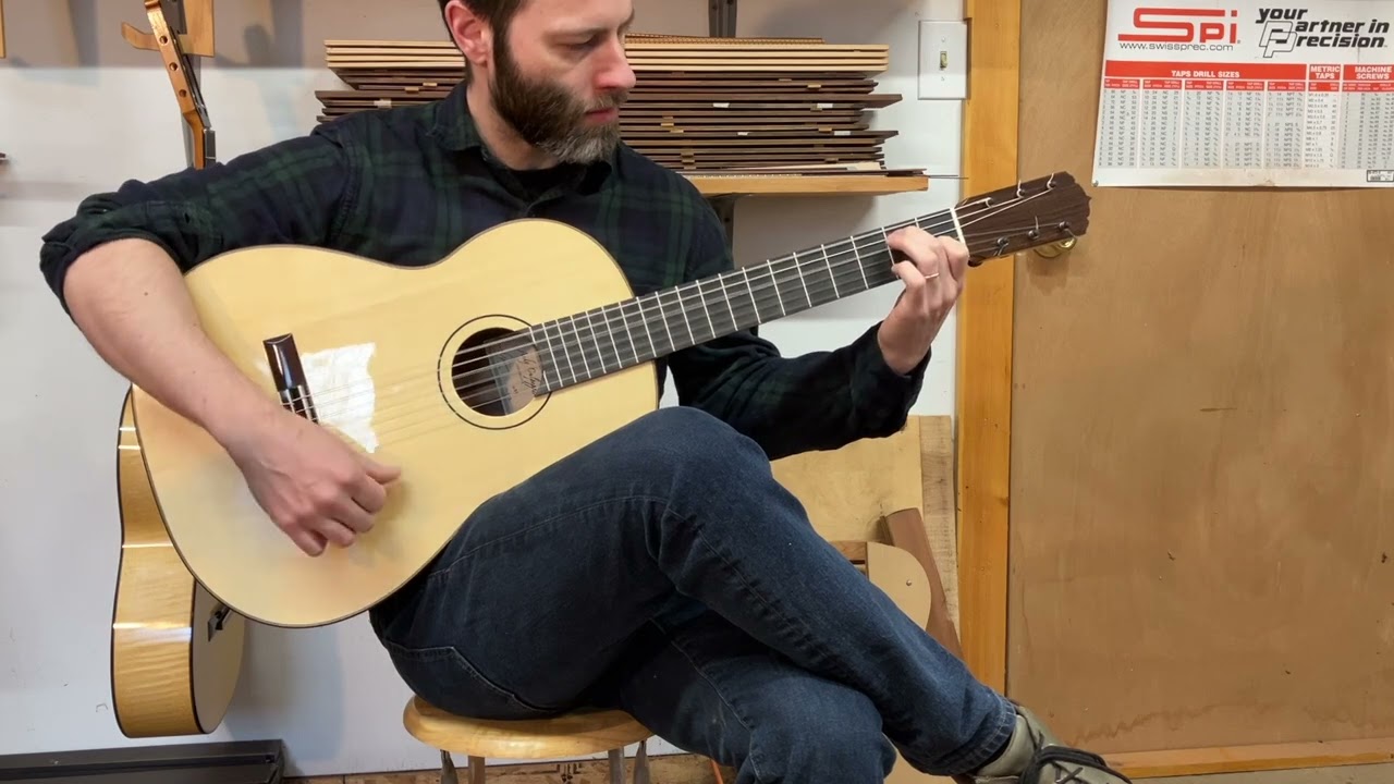 Guitar #172 | Spruce/Brazilian Rosewood flamenco negra