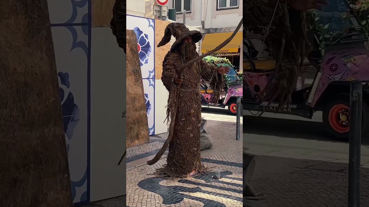 Little glims of lisbon 