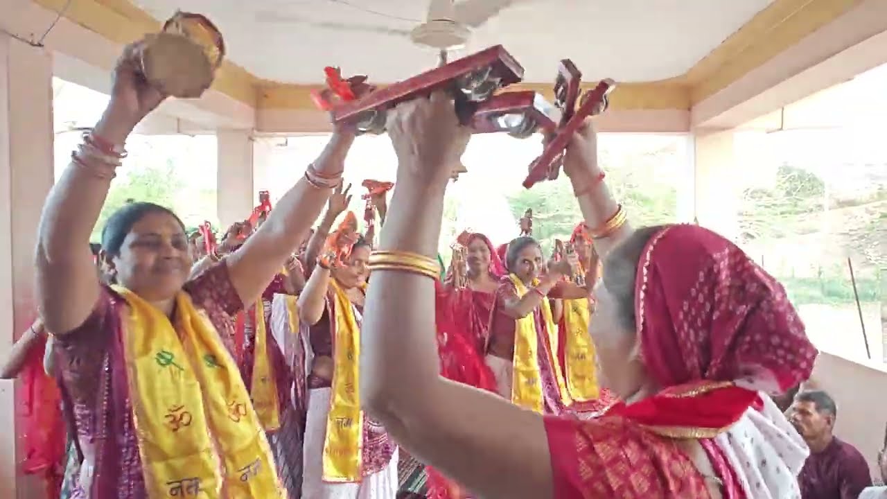 🕉️ડમરુંના તાલે તાલે નાચે મારો ભોળાનાથ🕉️ ||મહાદેવ નું ભજન 🙏 હર હર મહાદેવ 🙏 👇ભજન નીચે લખેલું છે 👇