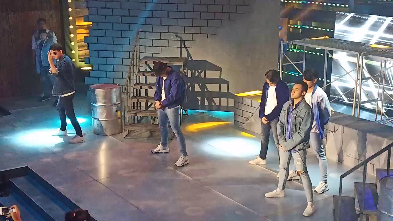 HASHTAGS SHOWTIME PERFORMANCE || FAN CAM ||