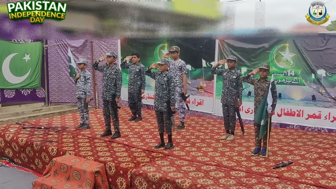 Pak Foj pred Performance