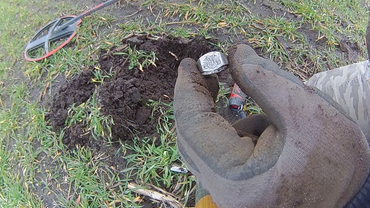 Metaaldetectie  Graaf in Vlaanderen  Stortveld super vondsten Nr 70