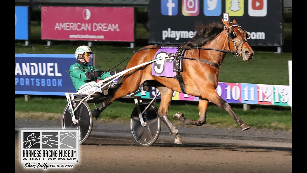 Bond & Åke Svanstedt won Goldsmith Maid Final ($475,400) 2 YO Fillies in 1.54(1.10,8) at Meadowlands
