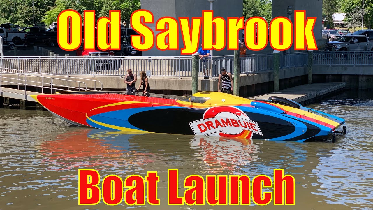 Revving Up the Thrill: Loud Race Boats Take Over Old Saybrook Boat Launch!