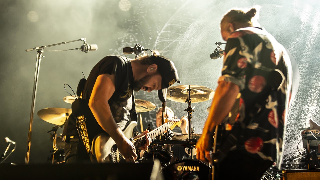 Dizzy Mizz Lizzy 
