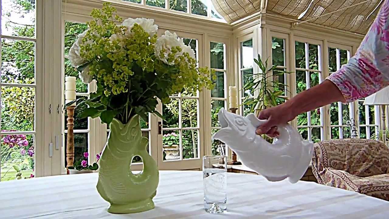 Gluggle Jugs - The Famous Glug Glug Jug