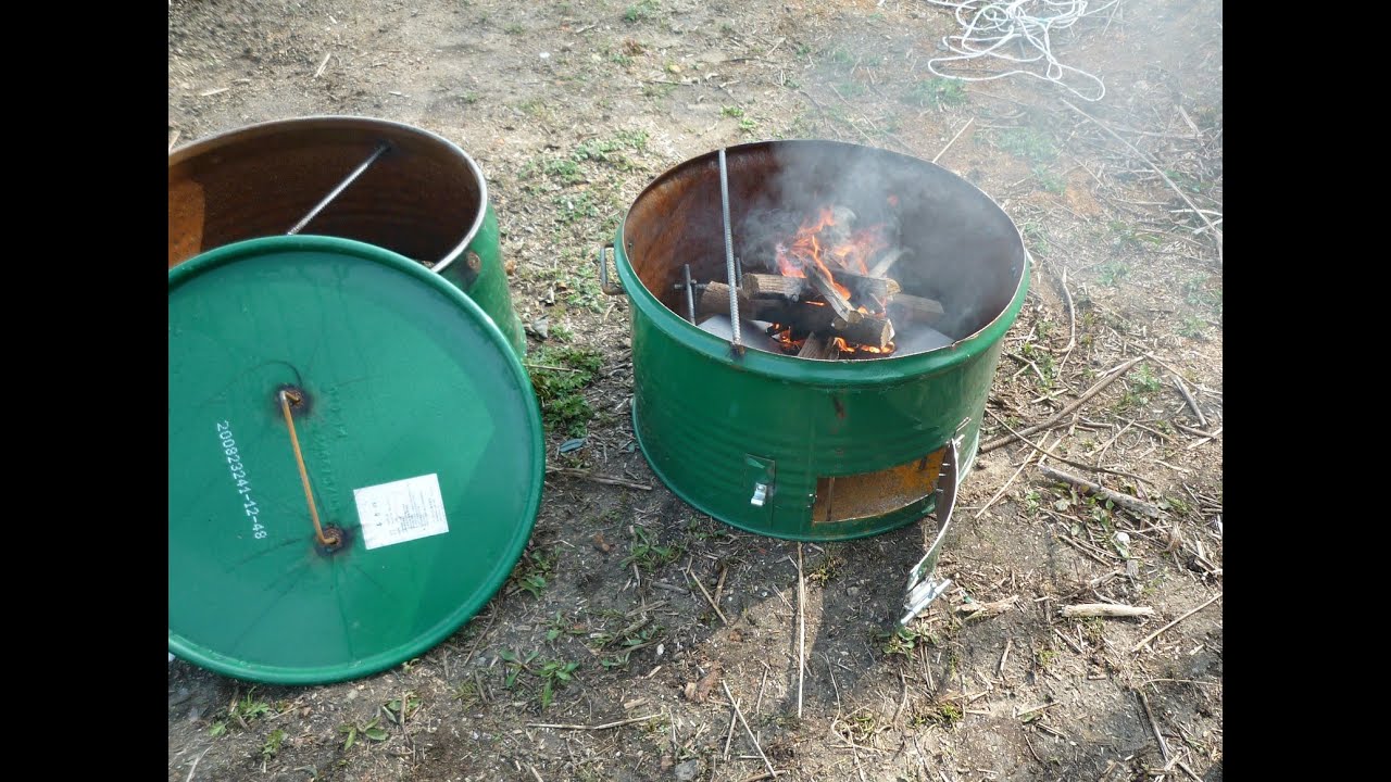 ドラム缶を使ってたき火台と燻製器を作りました。