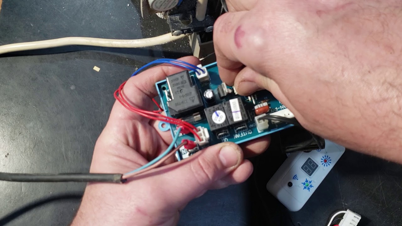 Como Conectar una Plaqueta Universal de Aire Acondicionado Split QD-U08PGC+ PG por ancho de pulso