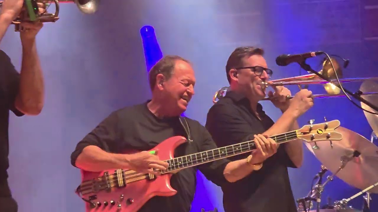 Level 42 at birmingham symphony hall world machine 40th anniversary tour 