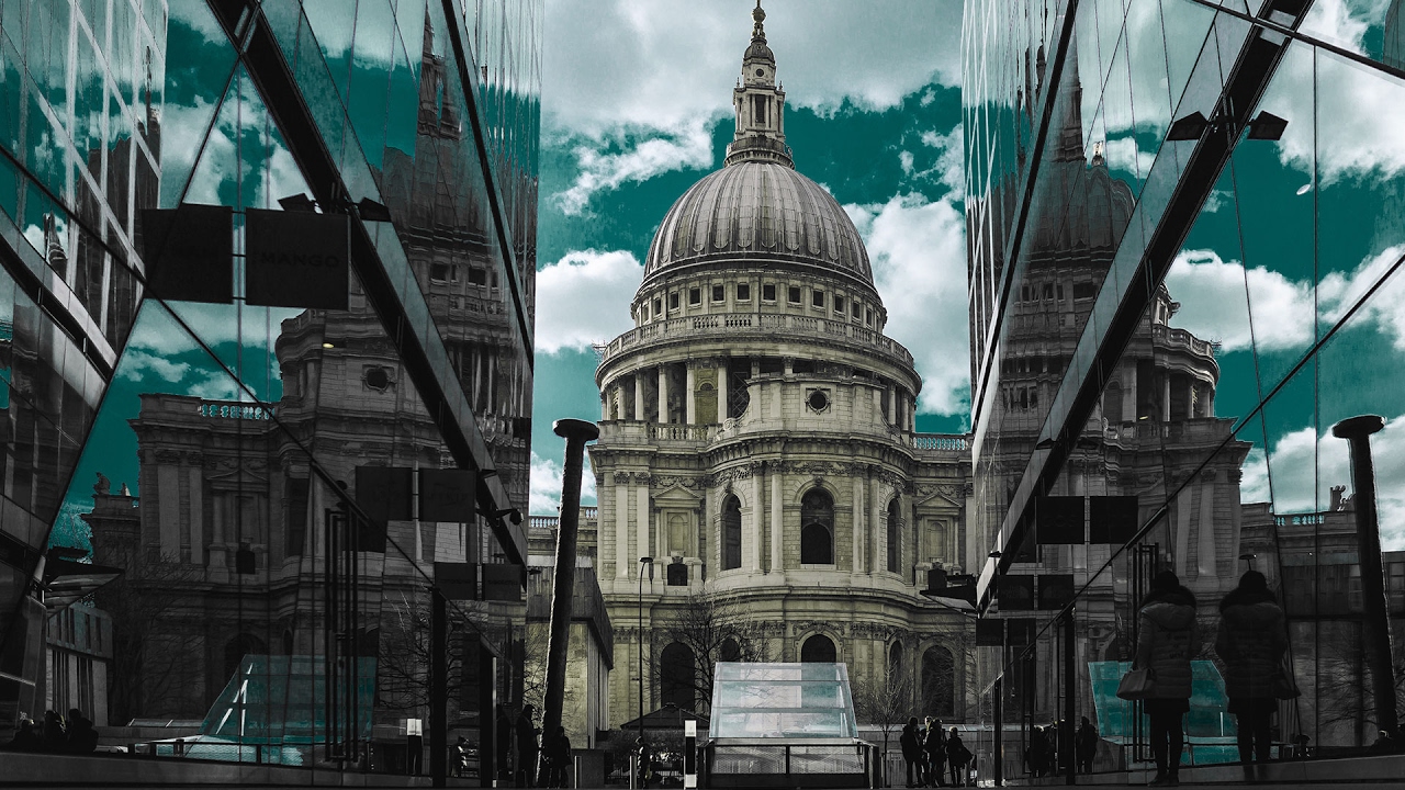 Perfection or Pastiche? New Buildings in Old Places - Professor Simon Thurley CBE
