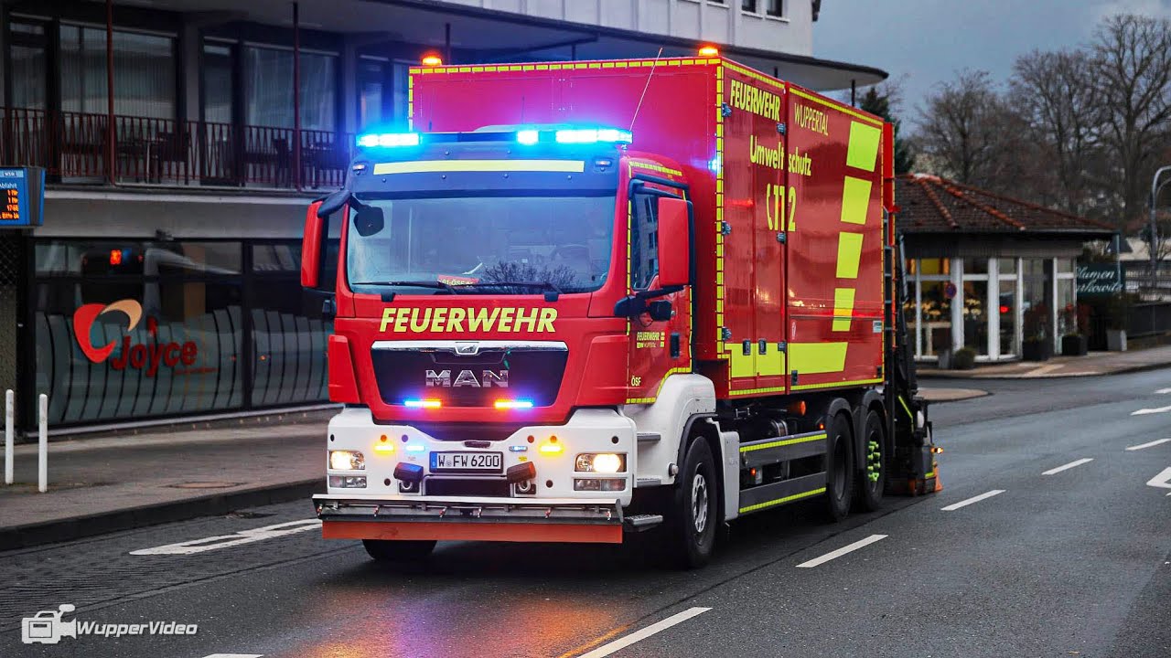 So entfernt die Wuppertaler Feuerwehr Ölspuren - das 01-ÖSF-01 im Einsatz | 16.03.2021