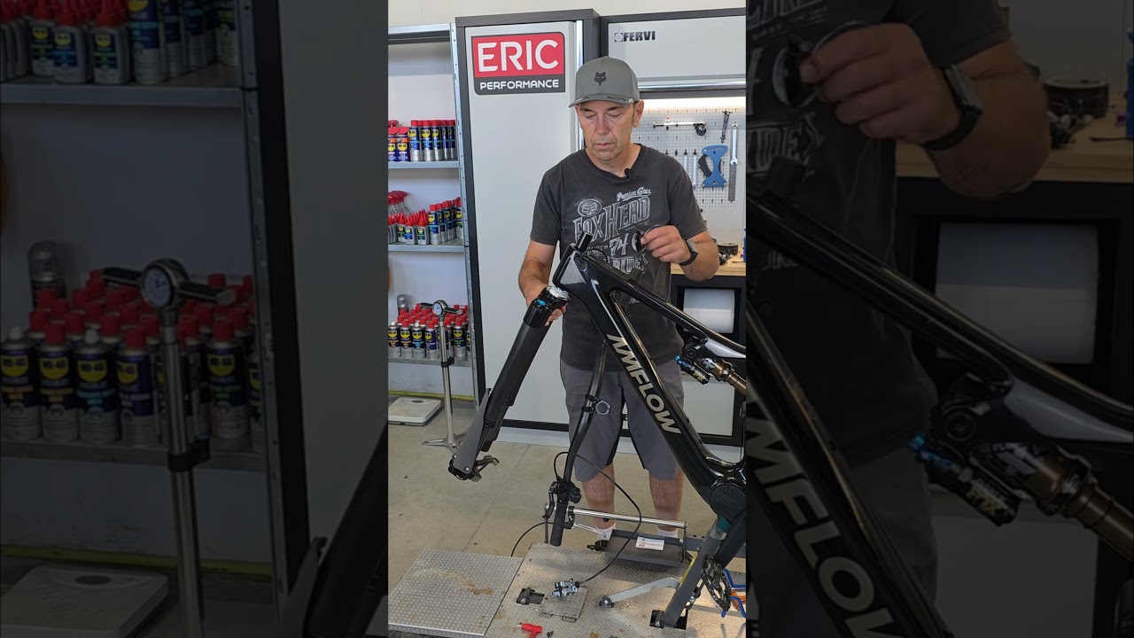 MTB Upgrade 🔥 I installed the BEST upside-down fork. #mtb #upgrade #fork #bicifaidate #lorybart