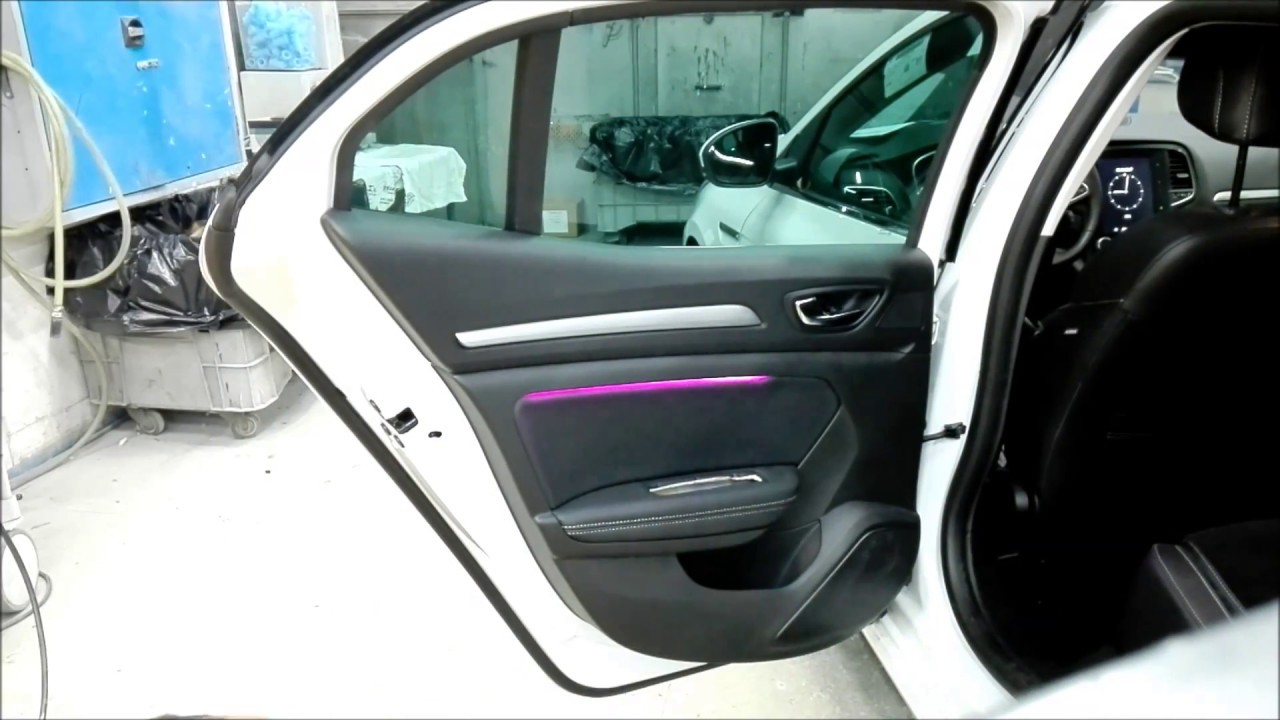 Tuto démontage habillage de porte Ar Renault Megane 4/disassembly rear door Renault Megane 4
