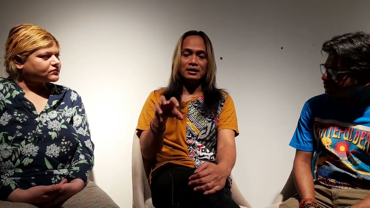 With Rianto, Classical Javanese Dancer Who Popularised Cross-Gender Form of Lengger Banyumas