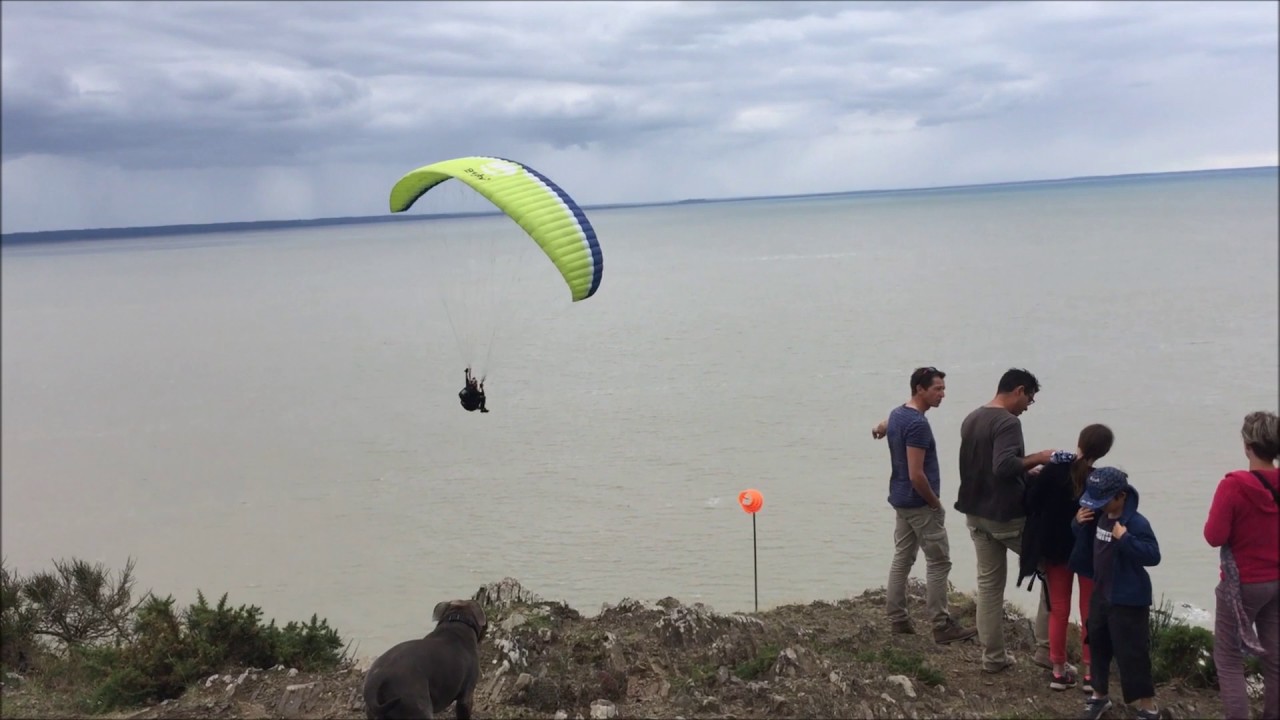 Parapente - atterro d'urgence - Champeaux gros vent - PARAGLIDING EMERGENCY LANDING